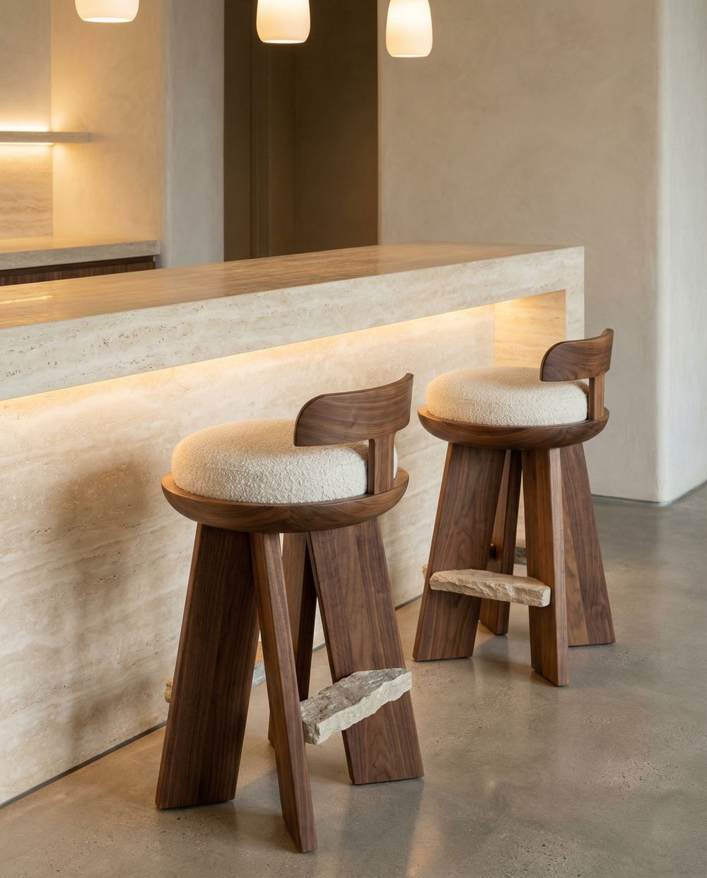 Terra Curve Bar Stool