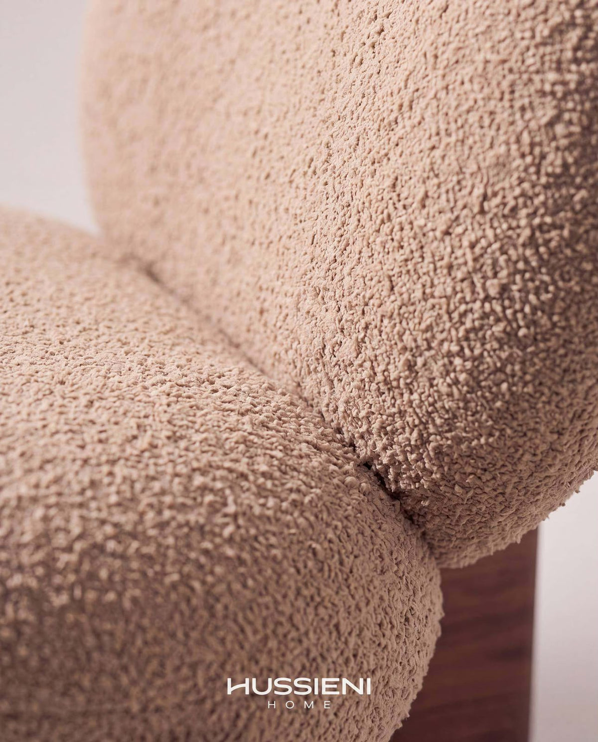 CIOTTOLO Bouclé Lounge Chair