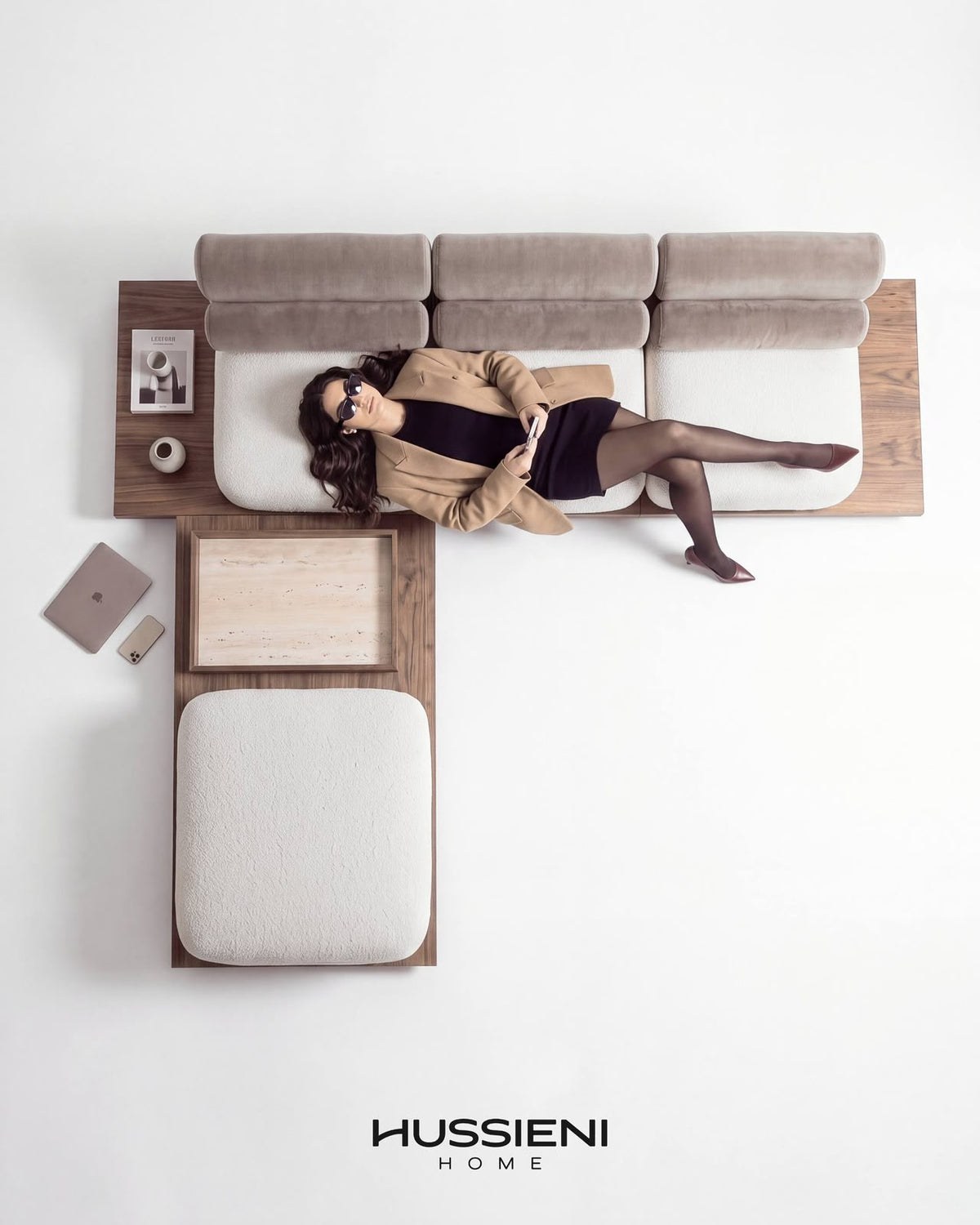 PIANO sectional top view lounging