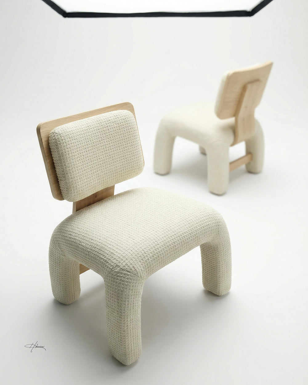 luma-accent-chair