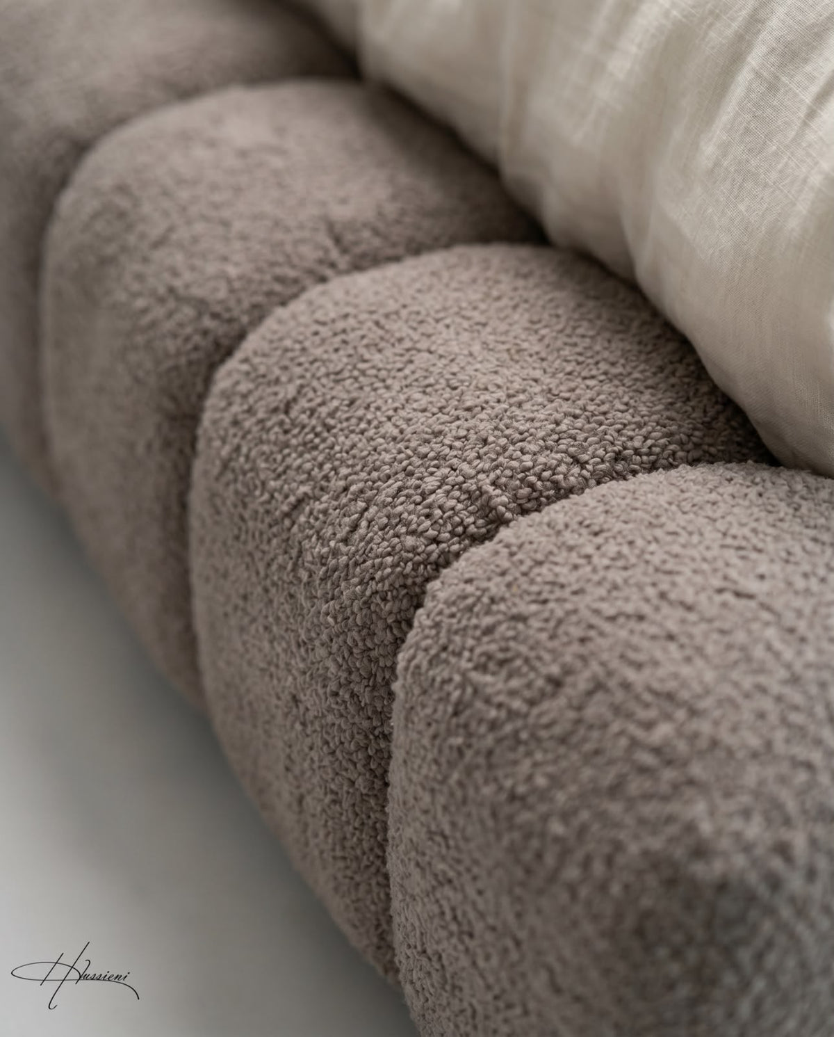 CLOUD TUFT Bed