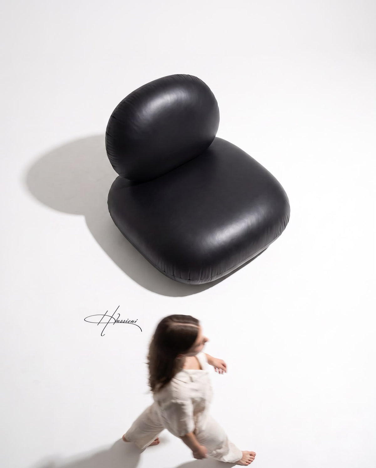 PEBBLE Lounge Chair