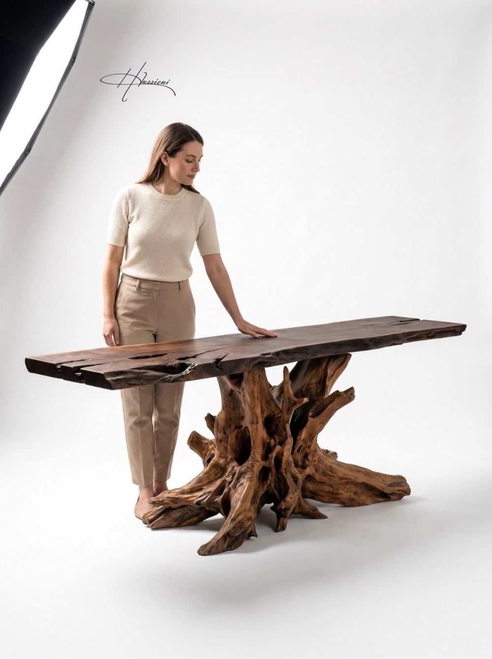 ROOT Sculptural Console