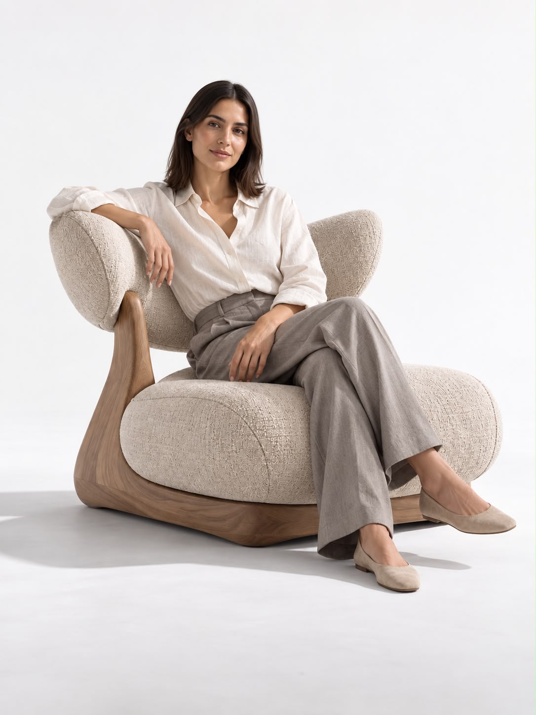 SORA Sculptural Lounge Chair