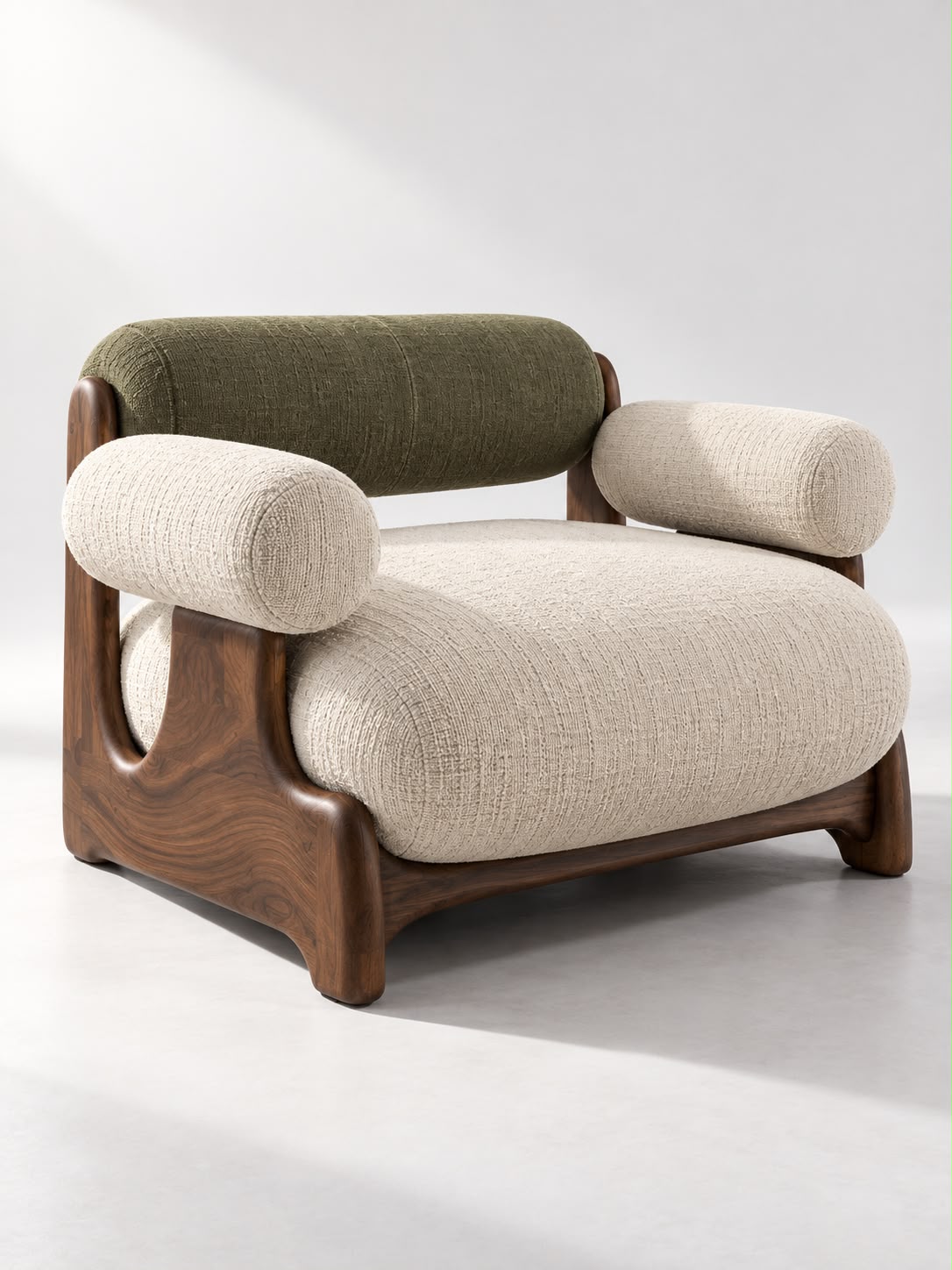 RIVO Sculptural Lounge Chair