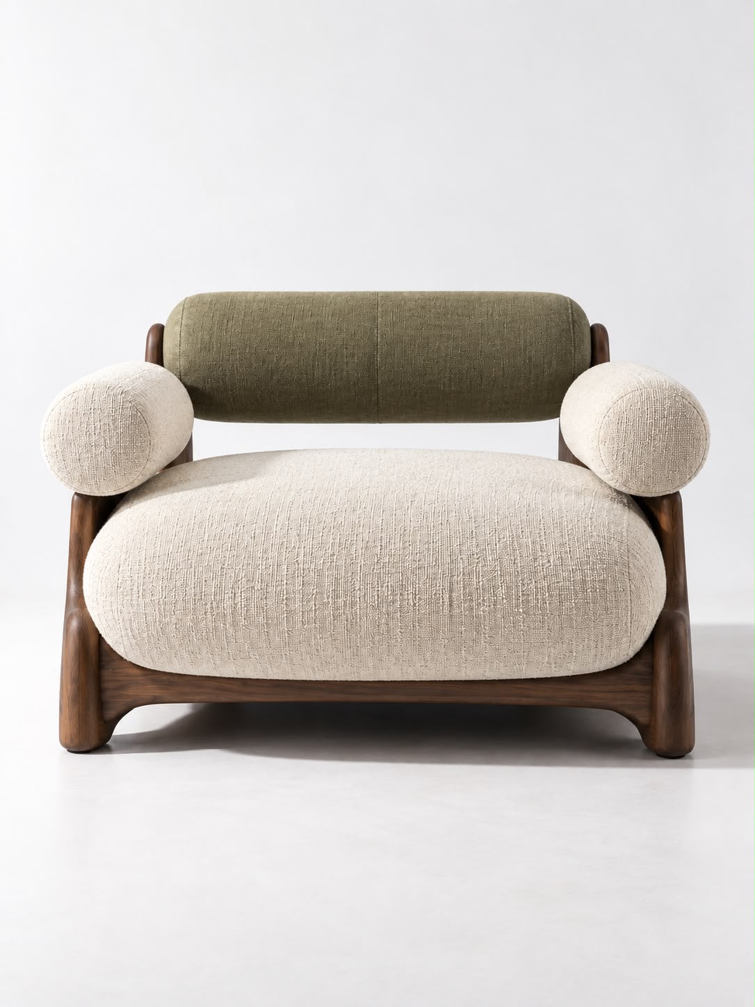 RIVO Sculptural Lounge Chair