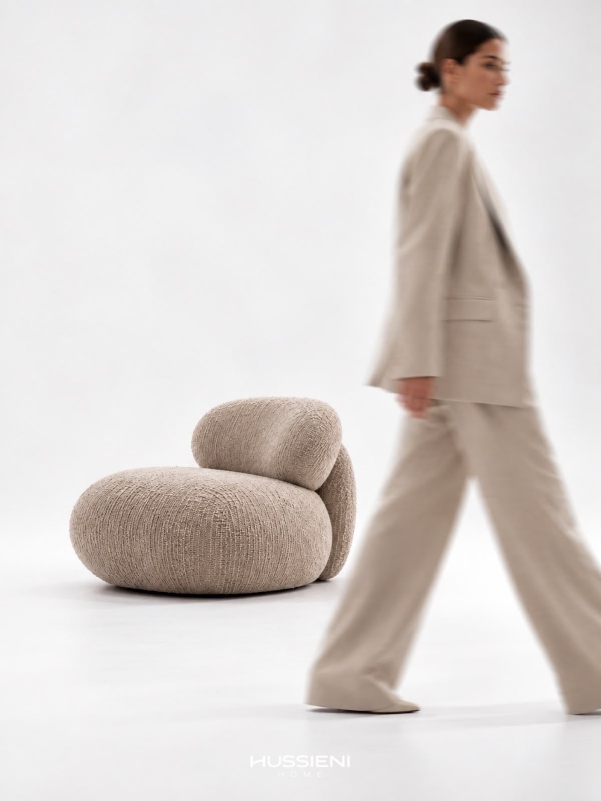 MOMO Sculptural Lounge Chair