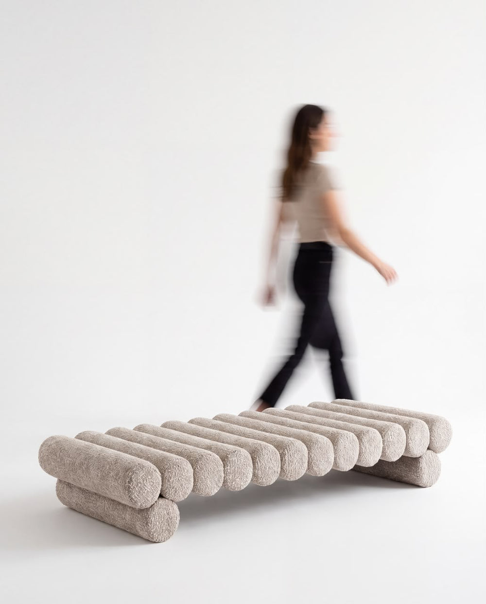 TARO Ribbed Bench