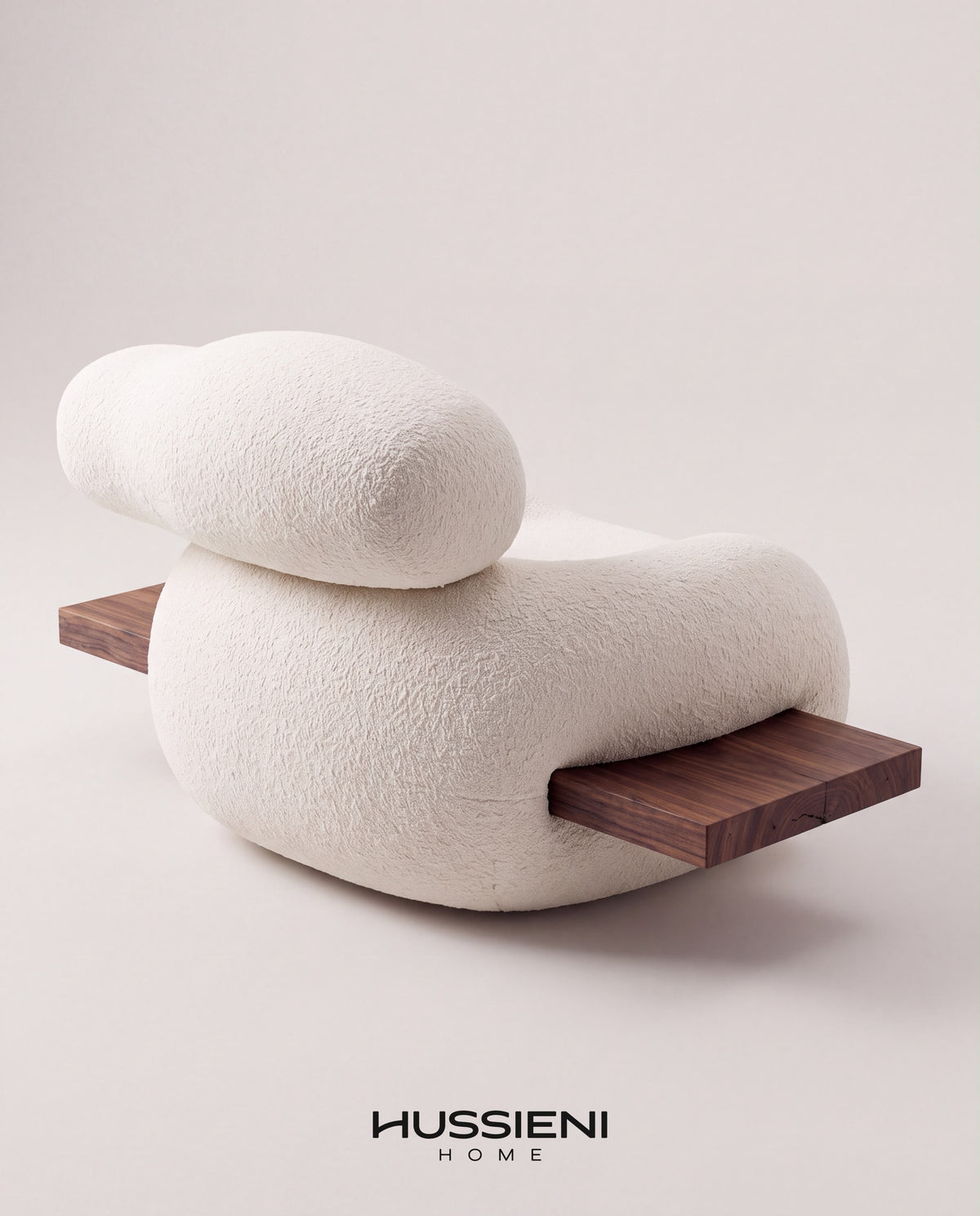 PASSANTE Bouclé Lounge Chair